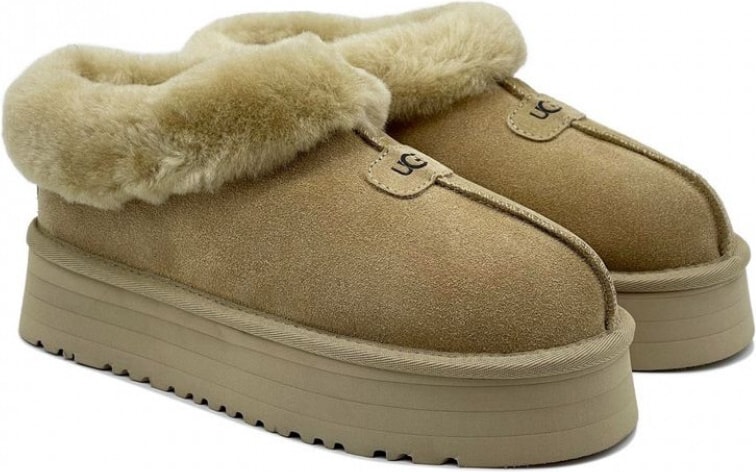 UGG Platform Slipper Camel